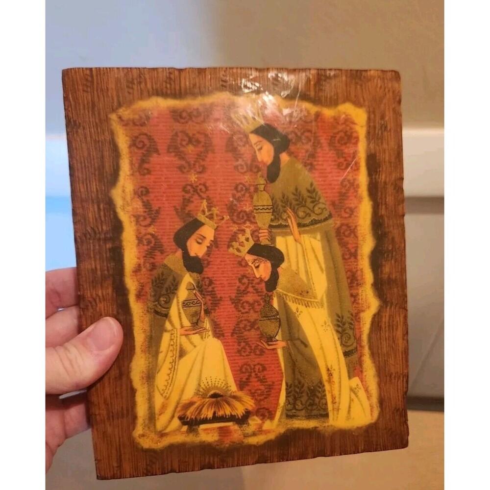 Vintage  Distressed Wood Wall Hanging Three Wise Men Christmas Decor 7"